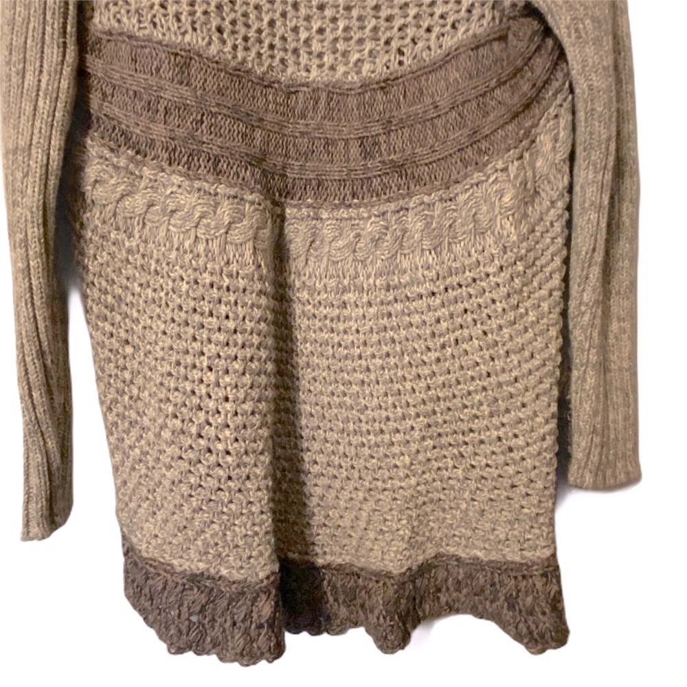 CAbi Shadow Circle Cardigan Sweater size small - Picture 11 of 14